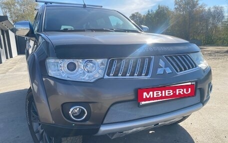 Mitsubishi Pajero Sport II рестайлинг, 2011 год, 2 300 000 рублей, 9 фотография