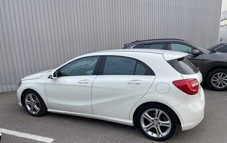 Mercedes-Benz A-Класс, 2013 год, 1 450 000 рублей, 3 фотография