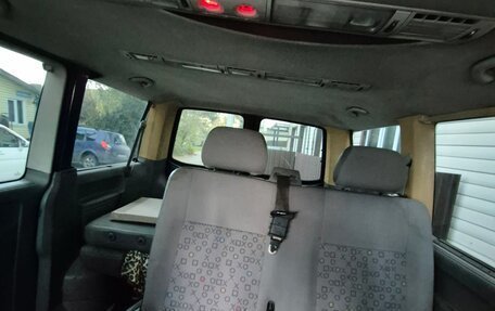 Volkswagen Transporter T5 рестайлинг, 2004 год, 870 000 рублей, 10 фотография