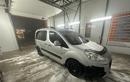 Peugeot Partner II рестайлинг 2, 2012 год, 630 000 рублей, 6 фотография