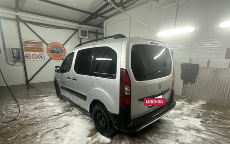 Peugeot Partner II рестайлинг 2, 2012 год, 630 000 рублей, 3 фотография