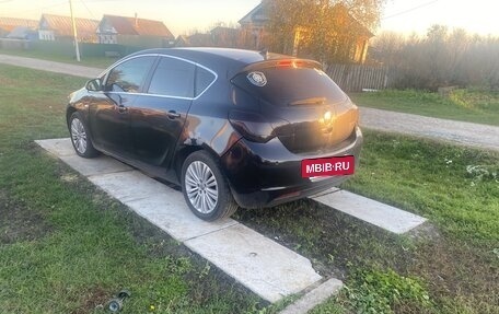 Opel Astra J, 2010 год, 485 000 рублей, 4 фотография