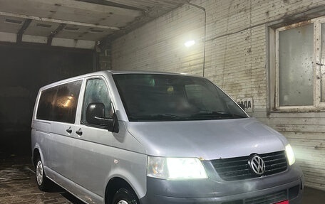 Volkswagen Transporter T5 рестайлинг, 2008 год, 1 180 000 рублей, 1 фотография