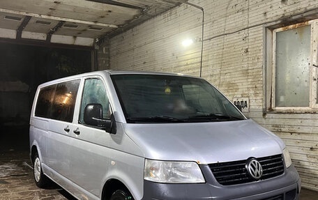 Volkswagen Transporter T5 рестайлинг, 2008 год, 1 180 000 рублей, 2 фотография