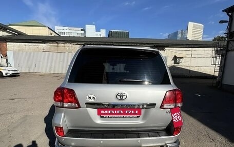 Toyota Land Cruiser 200, 2010 год, 2 900 000 рублей, 4 фотография