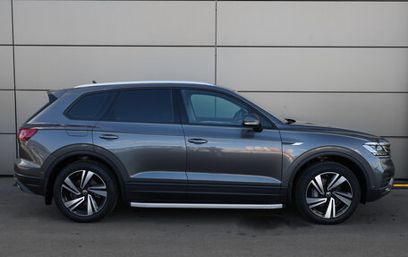 Volkswagen Touareg III, 2021 год, 7 490 000 рублей, 4 фотография
