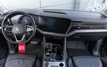 Volkswagen Touareg III, 2021 год, 7 490 000 рублей, 14 фотография