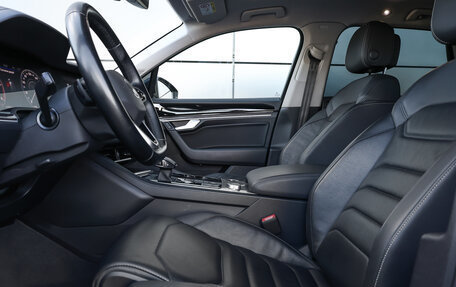 Volkswagen Touareg III, 2021 год, 7 490 000 рублей, 16 фотография