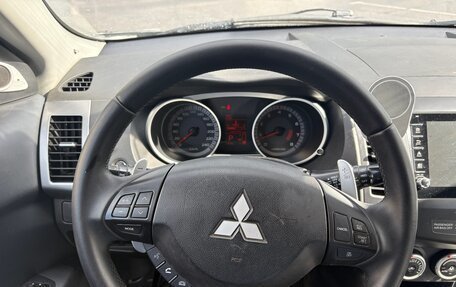 Mitsubishi Outlander III рестайлинг 3, 2008 год, 820 000 рублей, 10 фотография