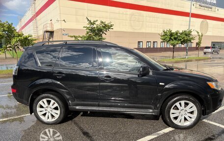 Mitsubishi Outlander III рестайлинг 3, 2008 год, 820 000 рублей, 4 фотография