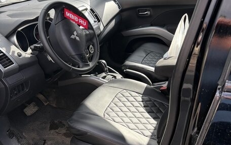 Mitsubishi Outlander III рестайлинг 3, 2008 год, 820 000 рублей, 11 фотография