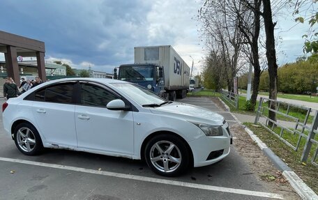 Chevrolet Cruze II, 2011 год, 439 999 рублей, 5 фотография