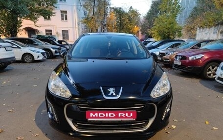 Peugeot 308 II, 2011 год, 425 000 рублей, 2 фотография