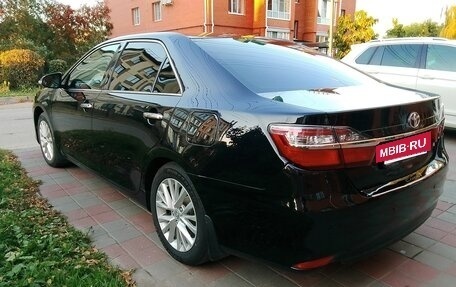 Toyota Camry, 2014 год, 1 790 000 рублей, 4 фотография