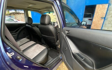 Pontiac Vibe II, 2002 год, 500 000 рублей, 17 фотография