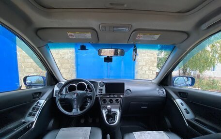 Pontiac Vibe II, 2002 год, 500 000 рублей, 21 фотография