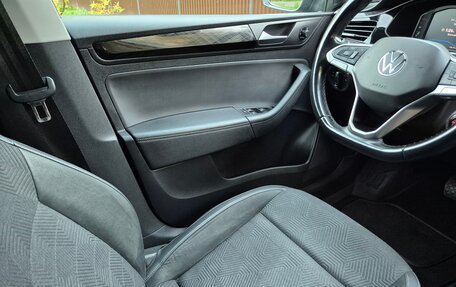 Volkswagen Polo VI (EU Market), 2021 год, 1 740 000 рублей, 14 фотография