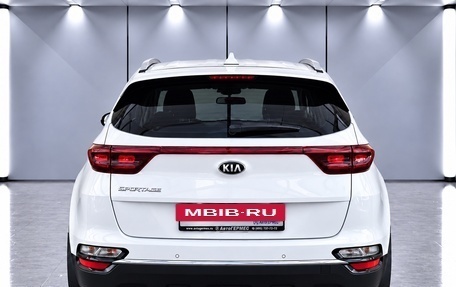 KIA Sportage IV рестайлинг, 2020 год, 2 240 000 рублей, 3 фотография