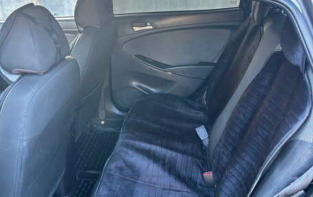 Hyundai Solaris II рестайлинг, 2013 год, 500 000 рублей, 11 фотография