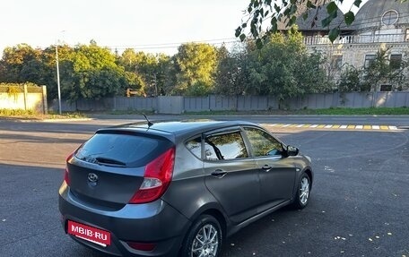 Hyundai Solaris II рестайлинг, 2013 год, 500 000 рублей, 8 фотография