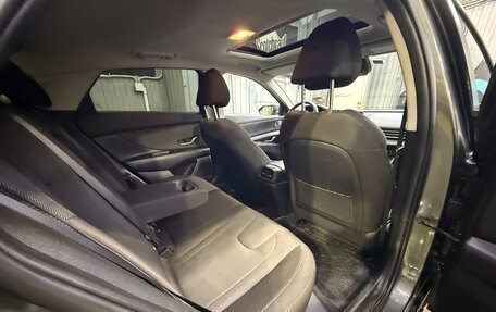 Hyundai Elantra, 2023 год, 1 630 000 рублей, 12 фотография