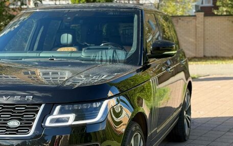 Land Rover Range Rover IV рестайлинг, 2018 год, 10 500 000 рублей, 1 фотография