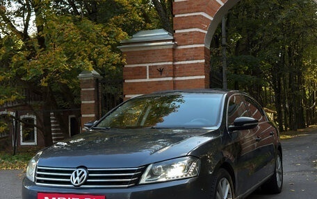 Volkswagen Passat B7, 2011 год, 1 195 026 рублей, 2 фотография