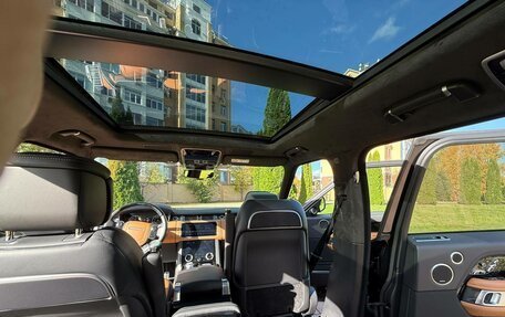 Land Rover Range Rover IV рестайлинг, 2018 год, 10 500 000 рублей, 10 фотография