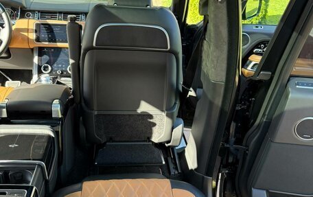 Land Rover Range Rover IV рестайлинг, 2018 год, 10 500 000 рублей, 8 фотография