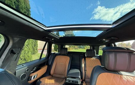 Land Rover Range Rover IV рестайлинг, 2018 год, 10 500 000 рублей, 21 фотография