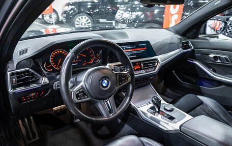 BMW 3 серия, 2019 год, 2 999 900 рублей, 15 фотография