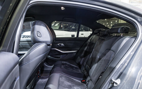 BMW 3 серия, 2019 год, 2 999 900 рублей, 13 фотография