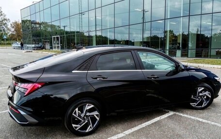 Hyundai Elantra, 2023 год, 2 200 000 рублей, 5 фотография