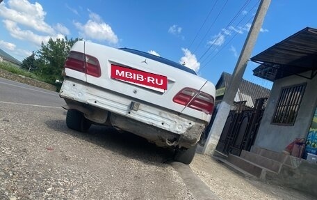 Mercedes-Benz E-Класс, 1999 год, 199 999 рублей, 5 фотография