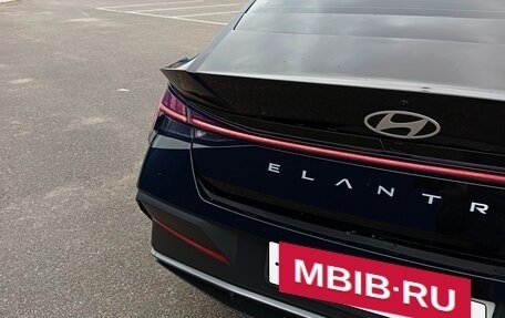 Hyundai Elantra, 2023 год, 2 200 000 рублей, 8 фотография