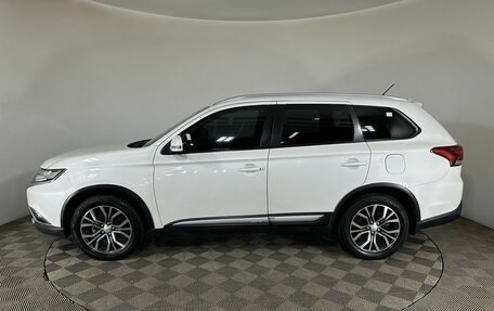 Mitsubishi Outlander III рестайлинг 3, 2015 год, 1 530 000 рублей, 5 фотография
