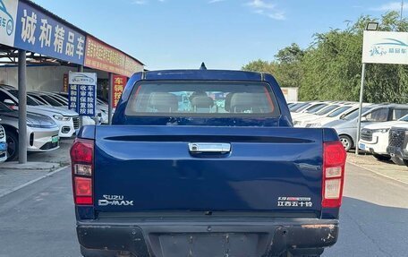 Isuzu D-Max, 2021 год, 2 600 000 рублей, 5 фотография