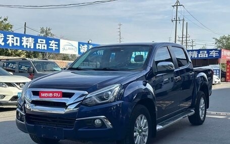 Isuzu D-Max, 2021 год, 2 600 000 рублей, 3 фотография