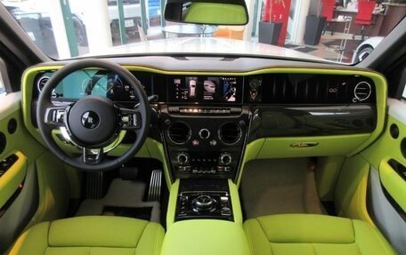 Rolls-Royce Cullinan, 2026 год, 51 420 000 рублей, 13 фотография