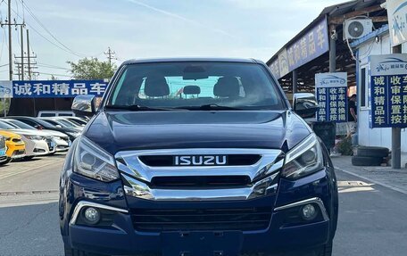 Isuzu D-Max, 2021 год, 2 600 000 рублей, 2 фотография