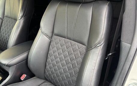 Toyota Harrier, 2020 год, 2 595 000 рублей, 13 фотография