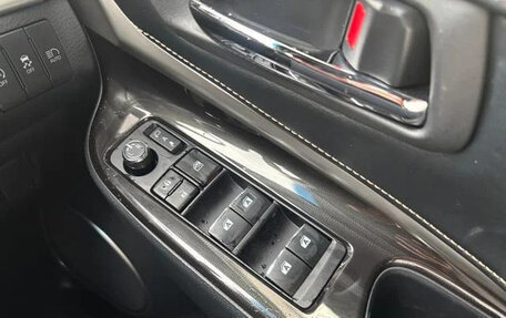 Toyota Harrier, 2020 год, 2 595 000 рублей, 25 фотография