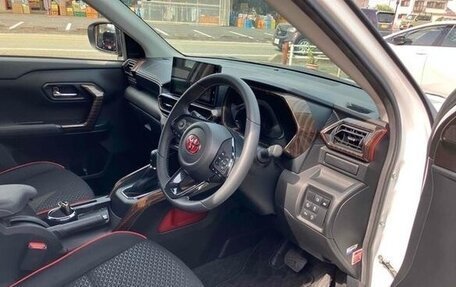 Toyota Raize I, 2023 год, 1 300 004 рублей, 13 фотография