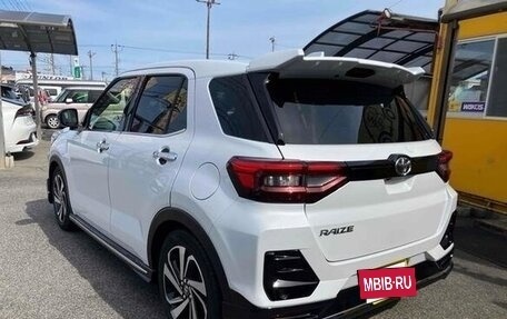 Toyota Raize I, 2023 год, 1 300 004 рублей, 5 фотография