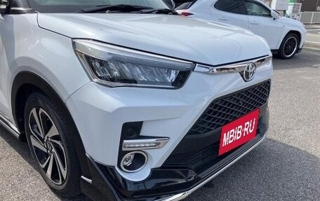 Toyota Raize I, 2023 год, 1 300 004 рублей, 6 фотография