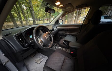 Mitsubishi Outlander III рестайлинг 3, 2013 год, 1 280 000 рублей, 6 фотография