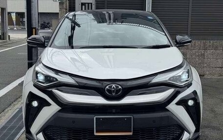 Toyota C-HR I рестайлинг, 2022 год, 1 493 000 рублей, 7 фотография