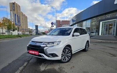 Mitsubishi Outlander III рестайлинг 3, 2022 год, 2 450 000 рублей, 1 фотография