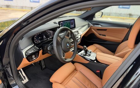 BMW 5 серия, 2022 год, 5 900 000 рублей, 11 фотография