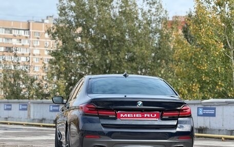 BMW 5 серия, 2022 год, 5 900 000 рублей, 5 фотография